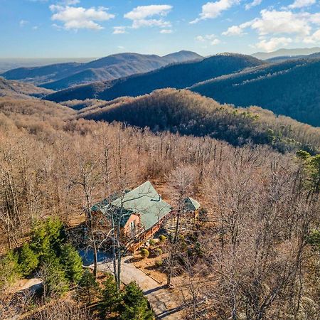 Enchanting Mountain Oasis Old Fort Exterior foto